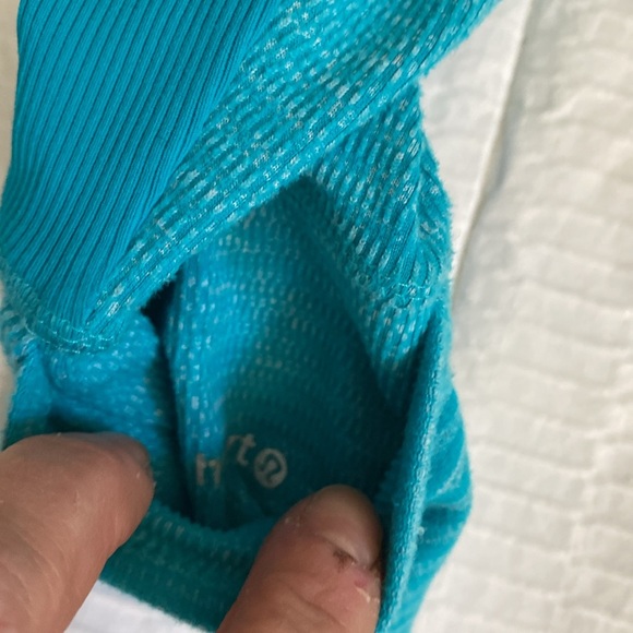 lululemon athletica Teal Hooded Sweater - Picture 4 of 16